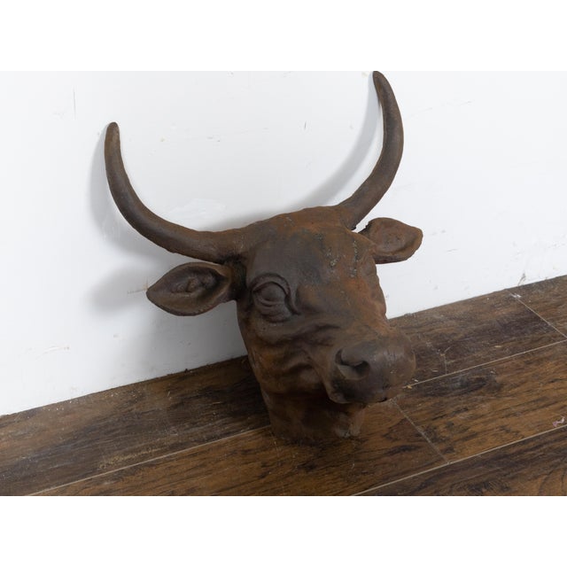 English 1930s-1940s Cast Iron Bull Wall Hanging Sculpture with Rusty Patina For Sale In Atlanta - Image 6 of 11