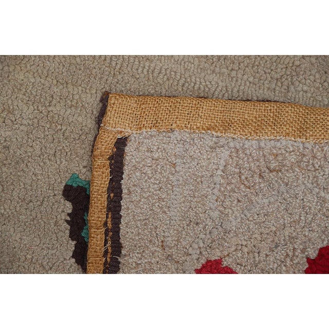 2'x4' Antique American Hooked Rug | Floral Hooked Area Rug For Sale - Image 4 of 9
