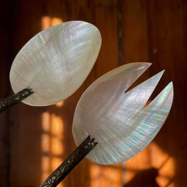 Antique Hand Crafted Mother of Pearl Serving Utensils For Sale In Philadelphia - Image 6 of 8