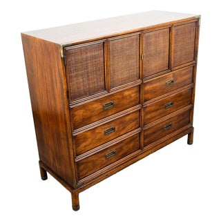 Mid Century Modern Dresser Gentlemans Chest 8 Drawer Wood Henredon Circa '75 MCM For Sale