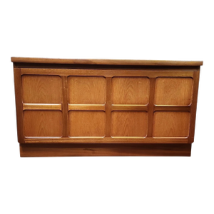 1960s Mid Century Modern Nathan Parker Knoll Wheeled Entertainment Cabinet