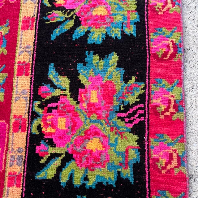 1930s Vintage Karabakh Rug Caucasian Handwoven Wool on Cotton Foundation pinkVibrant Floral Rug - 4’9x9’9 For Sale - Image 10 of 12