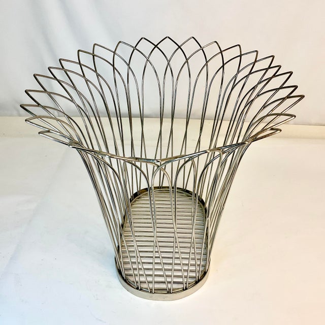 Metal 1980s Vintage Atomic Boho Chic French Style Wire Wastebasket. For Sale - Image 7 of 8