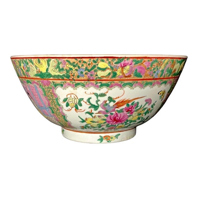 19th Century Large Chinese Famille Rose Medallion Porcelain Punch Bowl For Sale