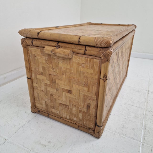 1970s Mid-Century Modern Italian Woven Rattan and Bamboo Blanket Chest, 1970s For Sale - Image 5 of 18