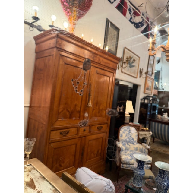 Antique 19th-Century French Louis XVI Style Painted & Gilded Trumeau Mirror For Sale In Atlanta - Image 6 of 7