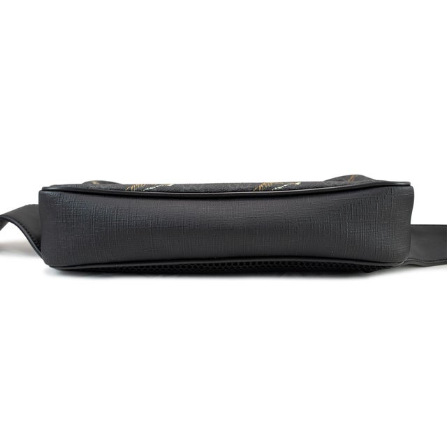 Gucci Gg Monogram Supreme Tigers Black Leather Bestiary Belt Bag For Sale In Houston - Image 6 of 10