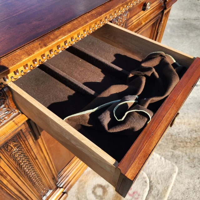 1980s Italian Tuscan Sideboard by Hickory Chair Furniture Company For Sale - Image 12 of 15