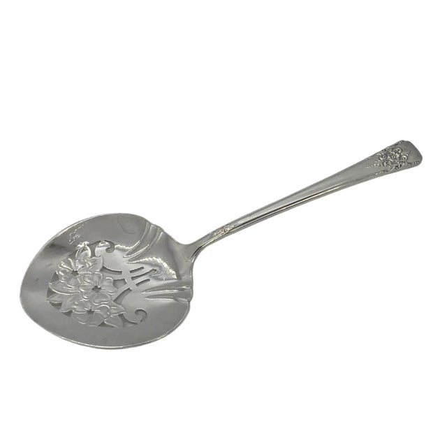 1954 Wm Rogers Is Glossy Silver Plate “Mountain Rose” Wm Rogers 7 7/8” Tomato Cranberry Server. This lovely pre-owned...