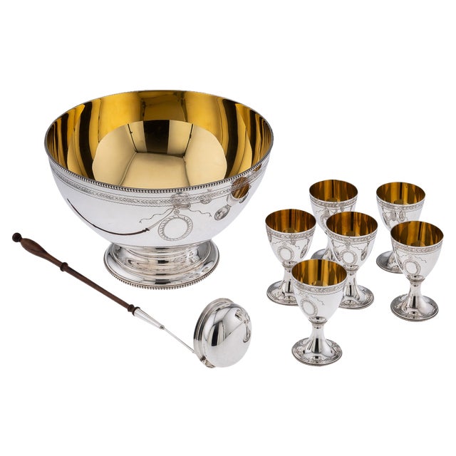 20th Century Elizabeth II Silver Punch Set by C. J. Vander, 1973, Set of 8 For Sale