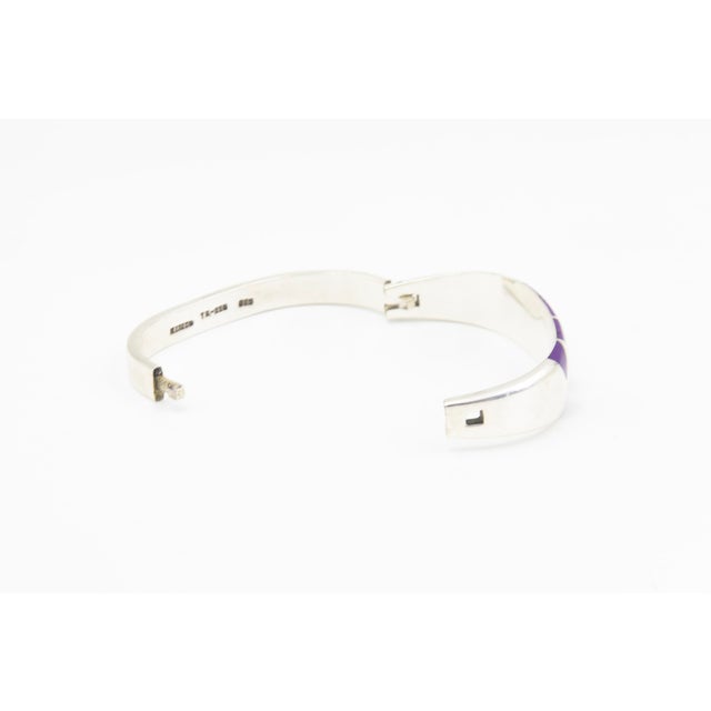 Mid 20th Century Modernist Mexican Sterling Silver Sugilite Bangle Bracelet For Sale - Image 4 of 9