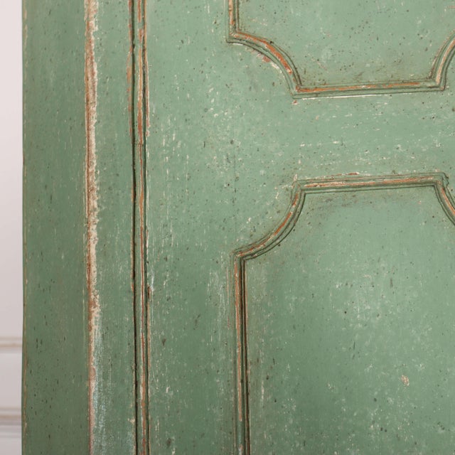 English Corner Cupboard, 18th Century For Sale - Image 5 of 9