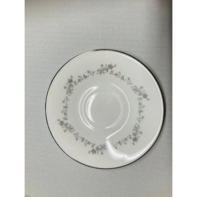 Shabby Chic Vintage Oxford Bone China "Windflower" Cups & Saucers 12 Pieces Set For Sale - Image 3 of 5