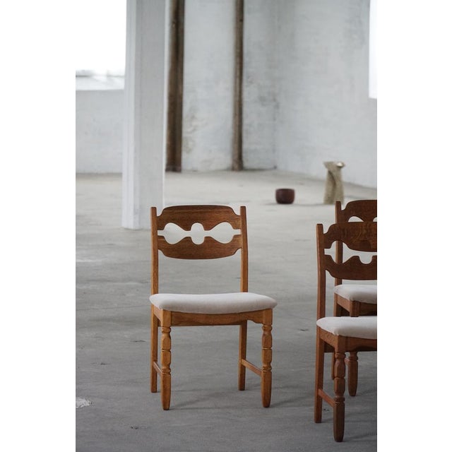 Brown Vintage Razorblade Dining Chairs in Oak and Mohair by Henning Kjærnulf, 1960s, Set of 6 For Sale - Image 8 of 18