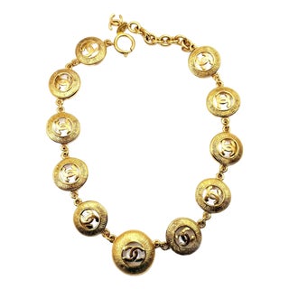 Chanel Vintage Gold Plated CC Coin Medallion Chain Necklace For Sale