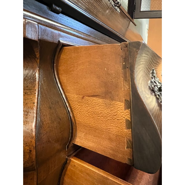 Henredon Four Centuries French Bombe Secretary Desk With Bookcase Top For Sale In New York - Image 6 of 12