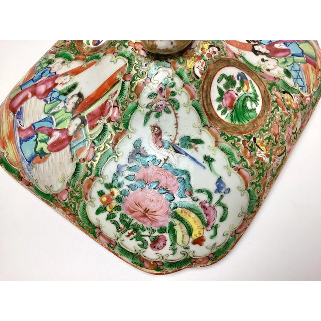 19th Century Chinese Famille Rose Medallion Covered Serving Dish For Sale - Image 11 of 12