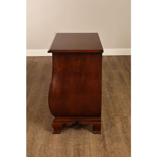 Henredon Chinese Chippendale Style Pair of Mahogany Bombe Chests For Sale - Image 17 of 18