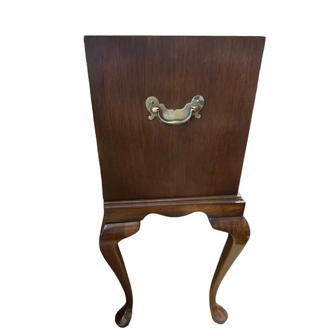 Hickory Chair Furniture Company Vintage Hickory Chair Co. Mahogany Queen Anne Style Silver Chest of Drawers C.1940 For Sale - Image 4 of 12