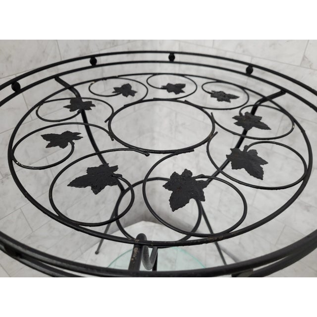 Mid-Century Modern Vintage Atomic Mid Century Modern Black Iron Metal Round Accent Table For Sale - Image 3 of 11