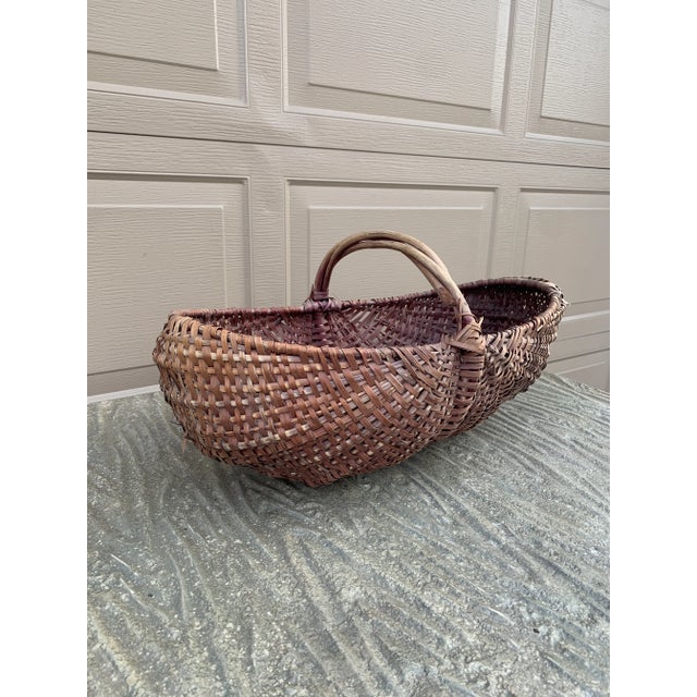 Early 20th Century American Splint Oak Gathering Basket For Sale In South Bend - Image 6 of 12