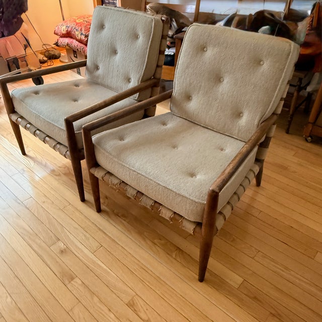 Widdicomb A Pair of t.h. Robsjohn-Gibbings Lounge Chairs For Sale - Image 4 of 13