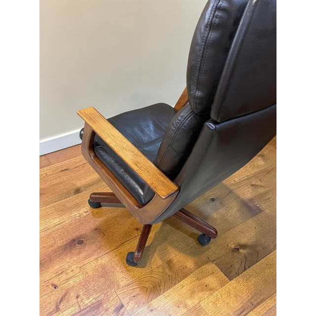 Mid-Century Scandinavian Modern Leather and Teak Swivel Chair, Norway, 1960s-1970s For Sale - Image 9 of 18