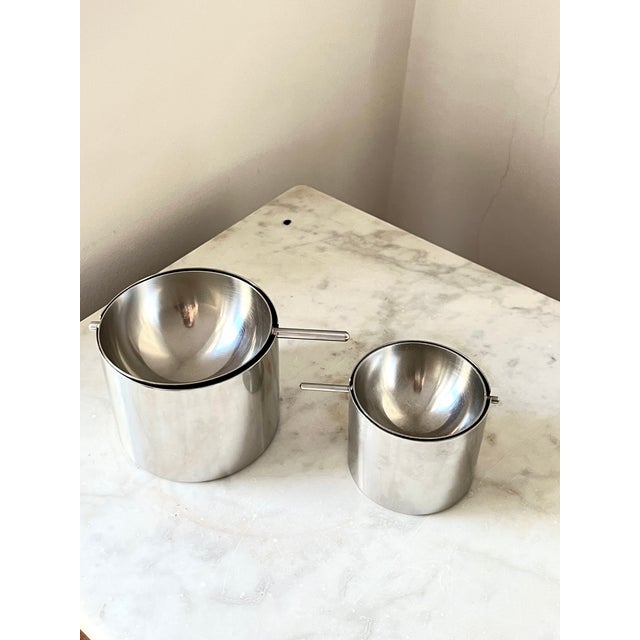 Cylinda line ashtray by arne jacobsen for stelton is a classic piece of danish modern design. The ashtray is tiltable,...