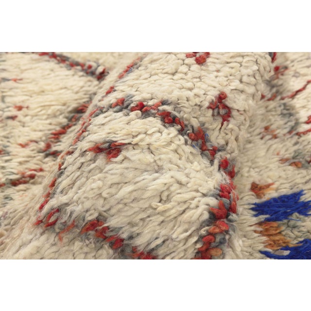 Vintage Azilal Boucherouite Moroccan Rug, 03'06 X 08'08 For Sale In Dallas - Image 6 of 10