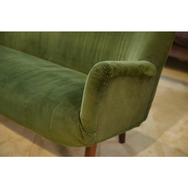 Mid-Century Modern Vintage Green Velvet Sofa, 1960s For Sale - Image 3 of 15