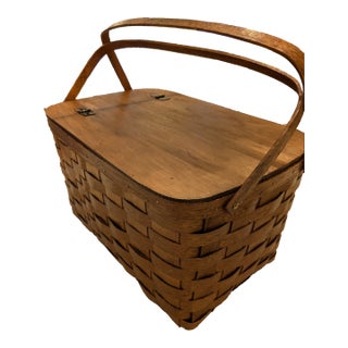 Vintage Picnic Basket by Ville of Vermont For Sale