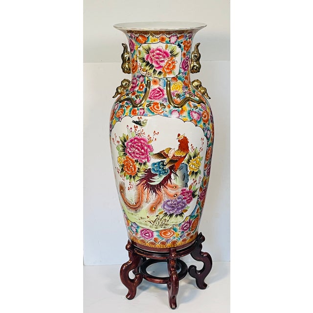 Chinoiserie 1900s Spectacular Chinese Chinoiserie Floor Vase With Phoenix Birds and Stand For Sale - Image 3 of 12