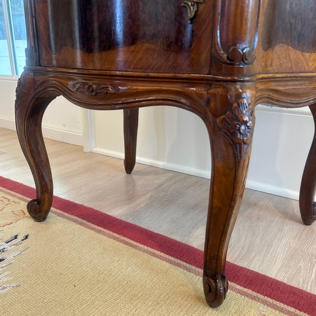 1930s French Provincial Marble-Top Nightstand – Elegant Louis XV Revival For Sale - Image 6 of 7
