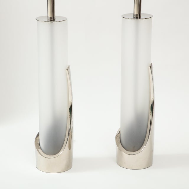 Mid-Century Modern Frosted Glass and Chrome Lamps by Laurel - A Pair For Sale - Image 3 of 9