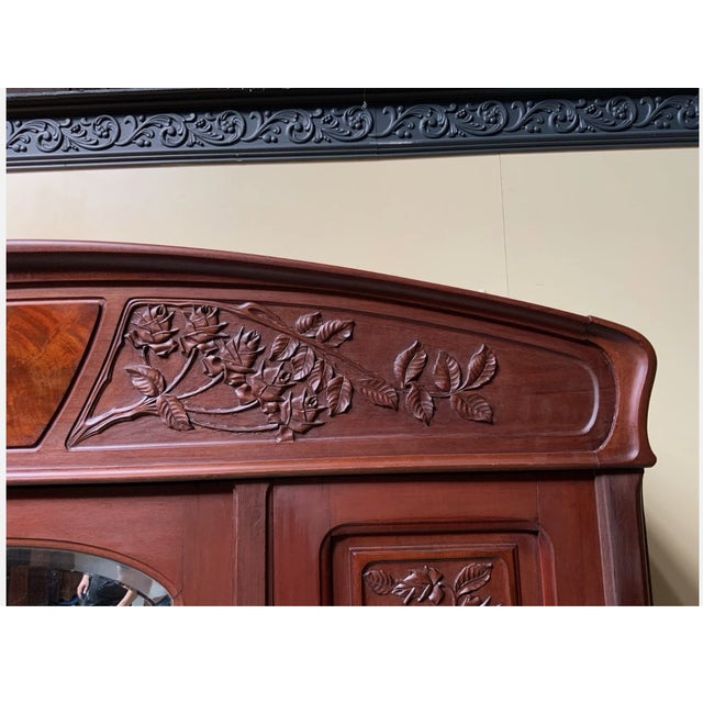 1910s Antique Art Nouveau Wardrobe from École Nancy, 1910 For Sale - Image 5 of 11