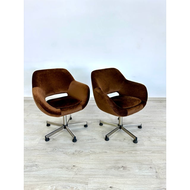 1960s Egg Swivel Chairs by Stol Kamnik - A Pair For Sale - Image 5 of 8