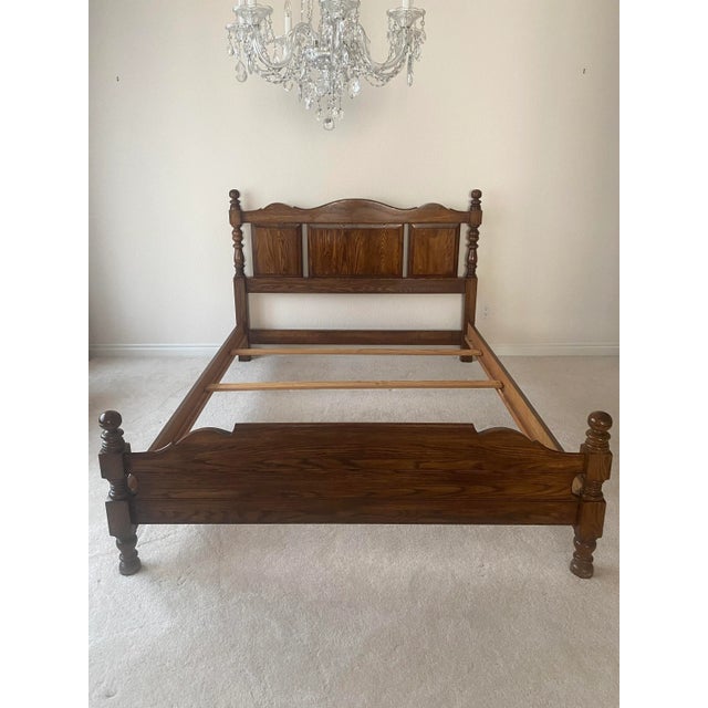 Pennsylvania House Solid Oak Cannonball Style American Tradition With Colonial Charm Queen Bed Excellent Condition. For Sale - Image 15 of 15