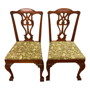 Mid 20th Century Pair of Clawfooted Dining Chairs