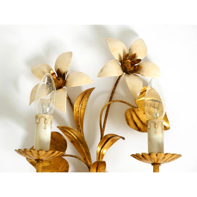 Metal Gold-Plated and Hand-Painted Florentine Wall Lamp with Two Sockets, 1960s For Sale - Image 7 of 18