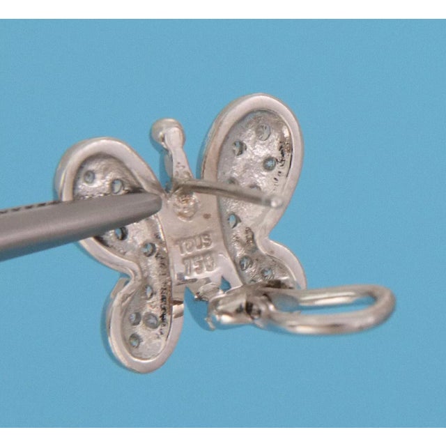 Late 20th Century Tous Diamond 18k White Gold Butterfly Huggie Earrings, 2 Pieces For Sale - Image 5 of 6