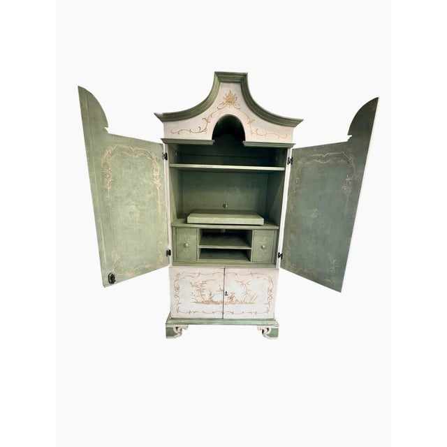 Hand Painted Chinoiserie Pagoda Artisan Cabinet Made in Italy For Sale - Image 4 of 12