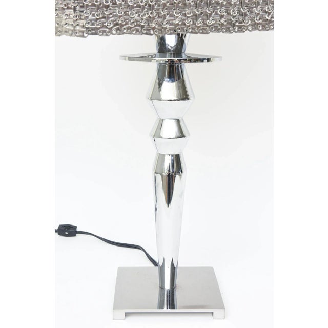Silver Italian Visionaire Isotta Chain Link Luxury Silver Table or Console Lamp For Sale - Image 8 of 11
