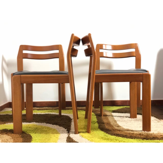 Mid-Century Modern Vintage Walnut & Leather Chairs, Italy, 1970s, Set of 4 For Sale - Image 3 of 18