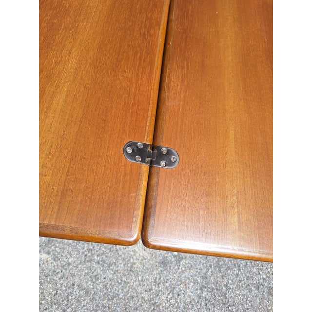 Wood Nibay Folding Oak Table by Tobia & Afra Scarpa for Gavina, 1970s For Sale - Image 7 of 8