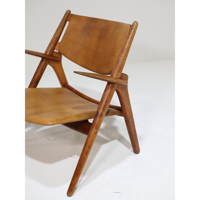 Wood CH28 Lounge Chair in Oak and Cognac Leather by Hans J. Wegner, Denmark, 1950s For Sale - Image 7 of 17