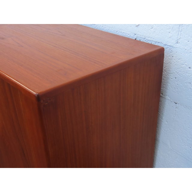 Danish Modern Bow Front Tambour Doors Dresser Sideboard Tv Media Console 6677 For Sale - Image 12 of 18