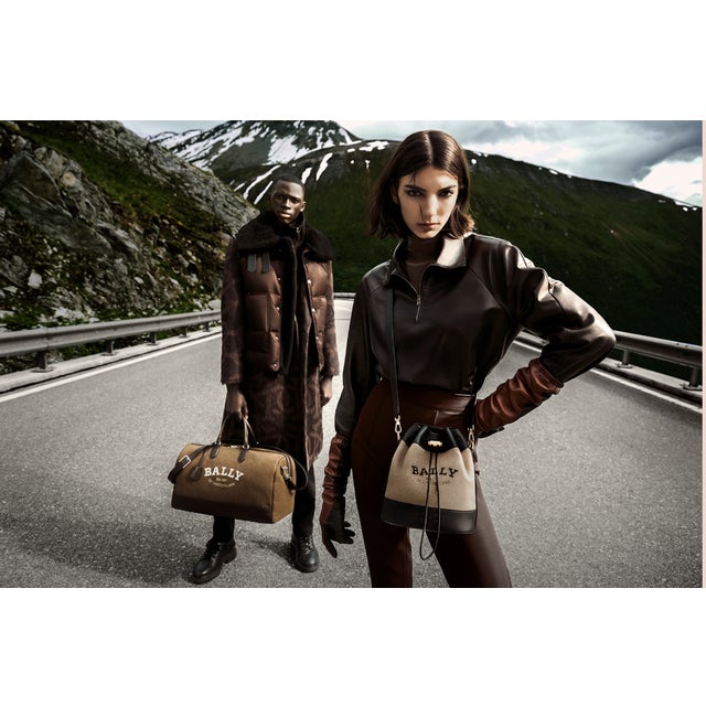 Art Deco Vintage Bally Swiss Art Deco Car Automobile Stone LIthographic Advertising Poster, Trotteur (Flat Heeled Shoe) on Archival Linen Backing For Sale - Image 3 of 3