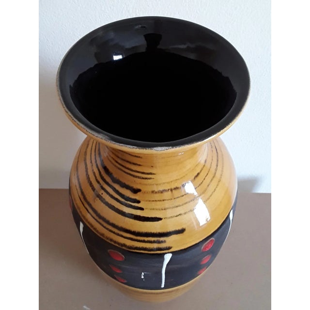 Vintage Glazed Ceramic Vase, Germany, 1970s, in Good conditions. Designed 1970 to 1979