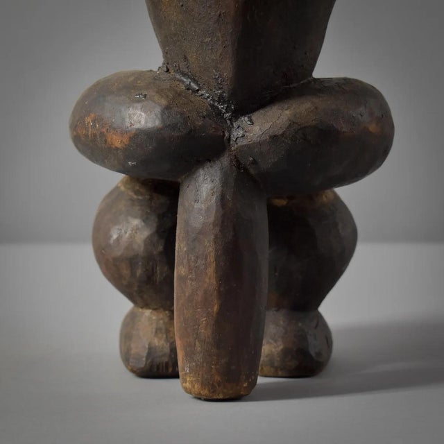 Early 20th Century Male Fang Byeri Seated Reliquary Figure Gabon For Sale - Image 9 of 11