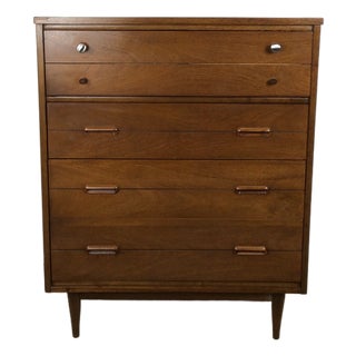 Mid Century Modern Four Drawer Highboy Dresser With Chrome Hardware For Sale